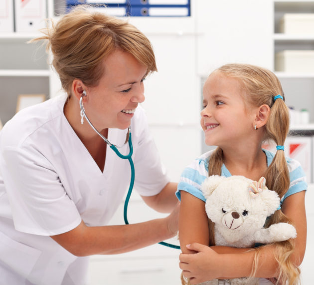 Bojí se vaše děti návštěvy u lékaře? Naučte se, jak si s tím poradit